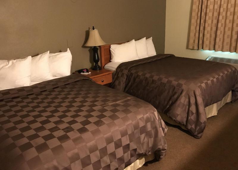 Fairbridge Inn & Suites Келог Екстериор снимка