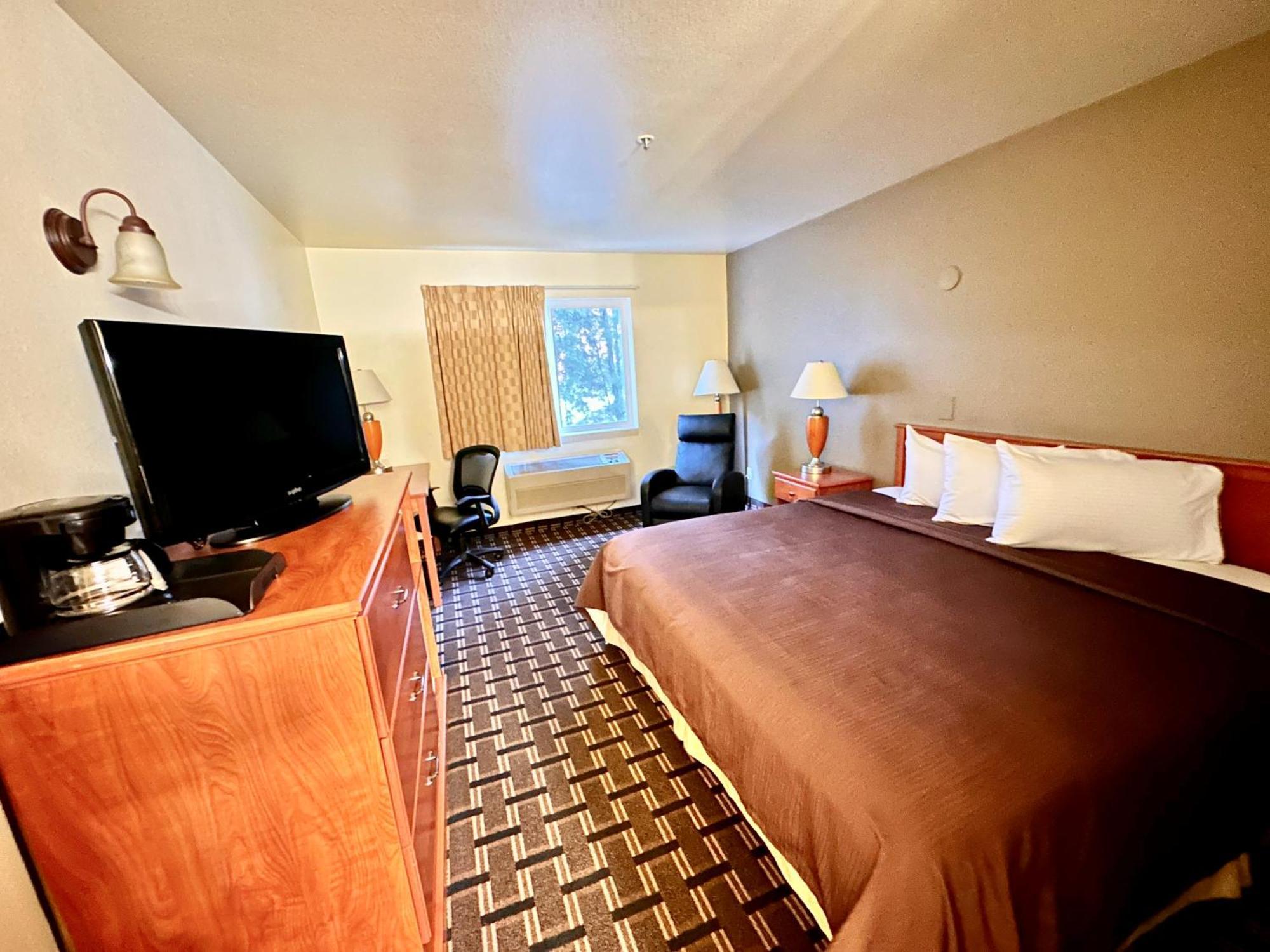 Fairbridge Inn & Suites Келог Екстериор снимка
