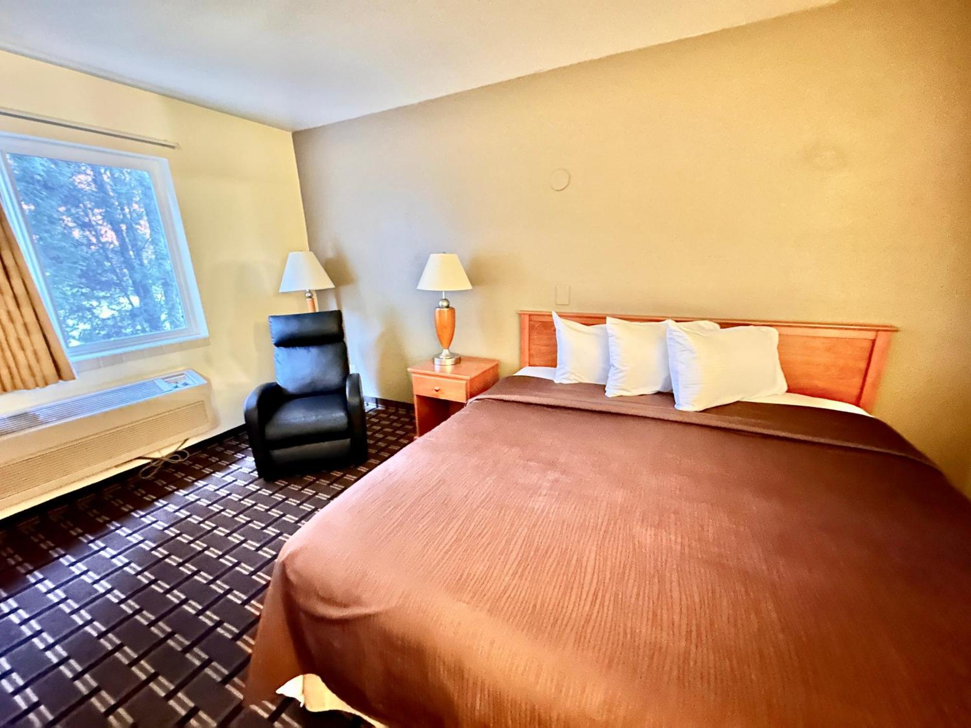 Fairbridge Inn & Suites Келог Екстериор снимка